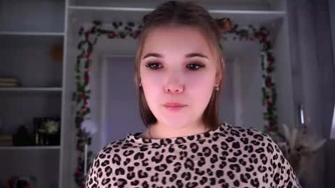 Snapshot of orastarcher chatting on December 14, 2:50 am Jenny online show from December 14, 2:50 am