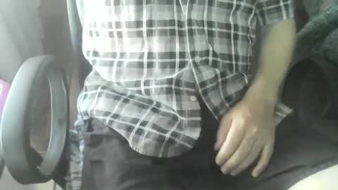 Snapshot of ore_cam chatting on January 23, 7:07 pm Ore online show from January 23, 7:07 pm