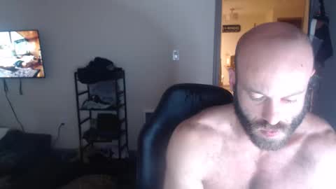 Snapshot of oregon87 chatting on March 31, 2:02 am The Oregon Lumberjack online show from March 31, 2:02 am
