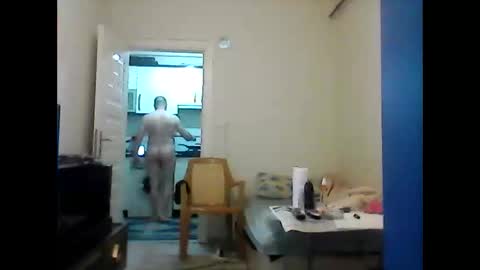 Snapshot of orhansakar12 chatting on May 4, 4:14 pm orhansakar12 online show from May 4, 4:14 pm