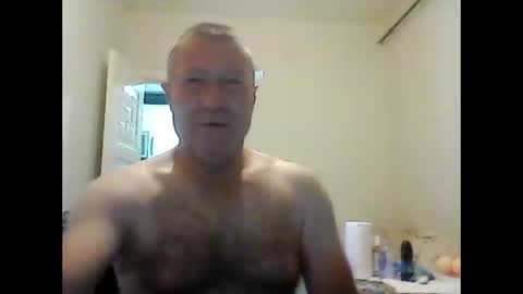 Snapshot of orhansakar12 chatting on May 25, 8:15 pm orhansakar12 online show from May 25, 8:15 pm