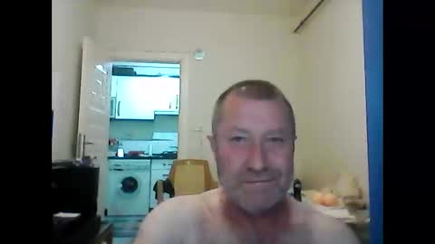 Snapshot of orhansakar12 chatting on June 2, 4:20 pm orhansakar12 online show from June 2, 4:20 pm