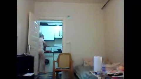 Snapshot of orhansakar12 chatting on June 4, 4:24 pm orhansakar12 online show from June 4, 4:24 pm