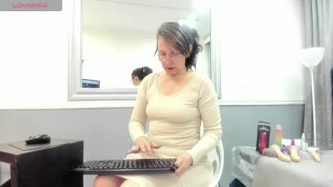 Oriana  online show from June 12, 12:42 am