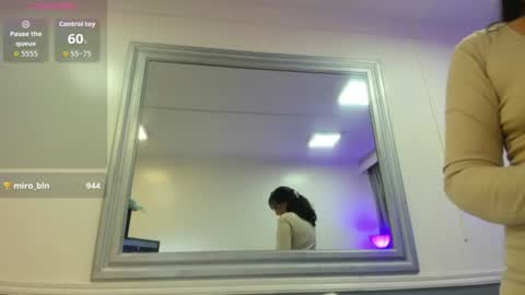 Oriana  online show from June 28, 12:55 pm