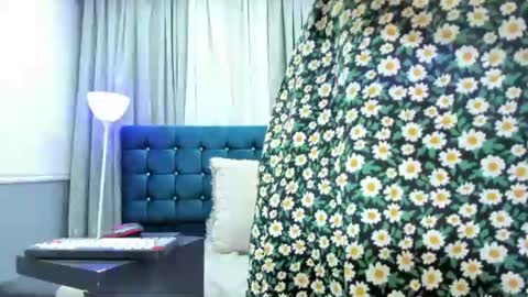 Oriana  online show from July 29, 11:58 pm