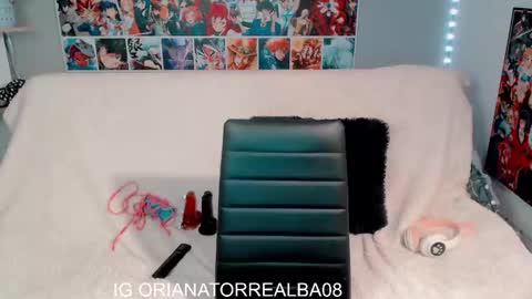 Snapshot of oriana_savatil chatting on March 7, 6:13 am oriana savatil online show from March 7, 6:13 am