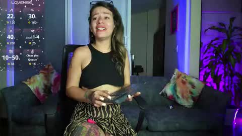 Snapshot of oriana_thomson2 chatting on March 7, 5:15 am Oriana online show from March 7, 5:15 am