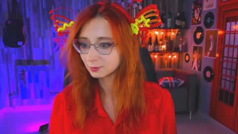Orianna -  Hi Im into geek culture cosplay crafting LARP games. Shall we play DnD online show from December 4, 3:21 pm
