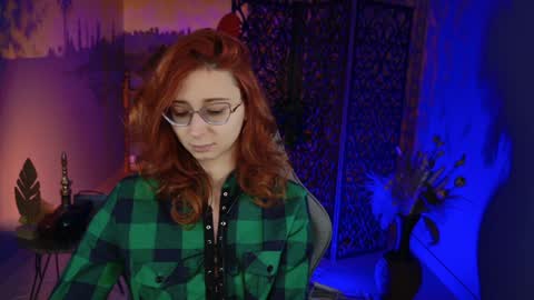 Orianna -  Hi Im into geek culture cosplay crafting LARP games. Shall we play DnD online show from December 6, 9:21 am