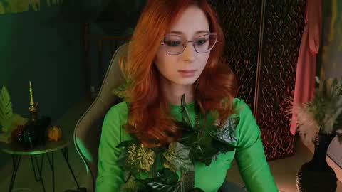 Orianna -  Hi Im into geek culture cosplay crafting LARP games. Shall we play DnD online show from December 6, 4:49 pm