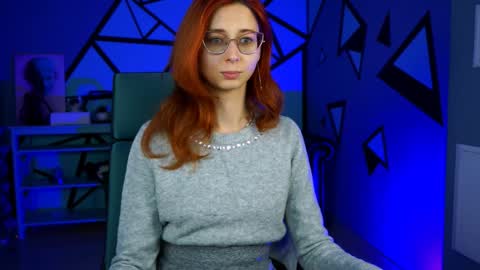 Orianna -  Hi Im into geek culture cosplay crafting LARP games. Shall we play DnD online show from December 7, 9:06 am