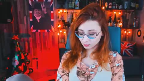 Orianna -  Hi Im into geek culture cosplay crafting LARP games. Shall we play DnD online show from December 29, 4:40 pm