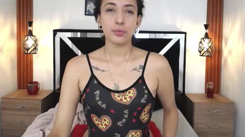 Snapshot of orianna_bodmod chatting on December 13, 8:25 pm ORIANNA online show from December 13, 8:25 pm