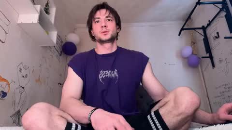 Snapshot of origamicat chatting on January 15, 7:13 am origamicat online show from January 15, 7:13 am