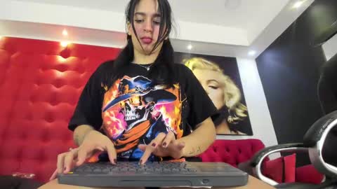orion y perla online show from February 18, 10:16 am