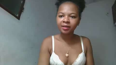 ornellahhh online show from October 12, 1:37 am