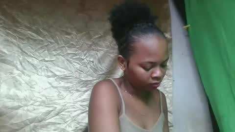 ornellahhh online show from December 20, 4:52 am