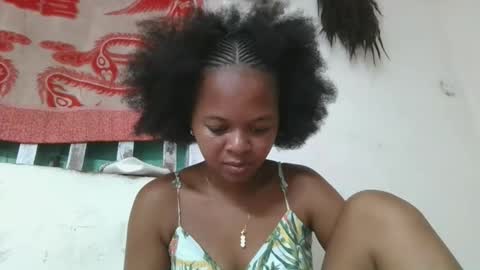 ornellahhh online show from February 7, 11:03 am