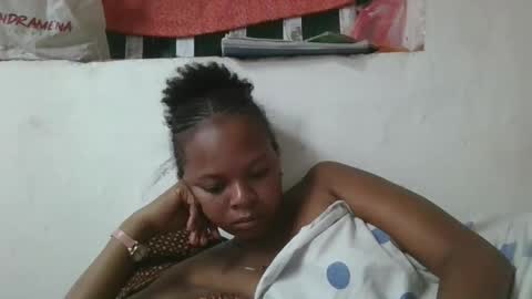 ornellahhh online show from February 10, 12:59 am