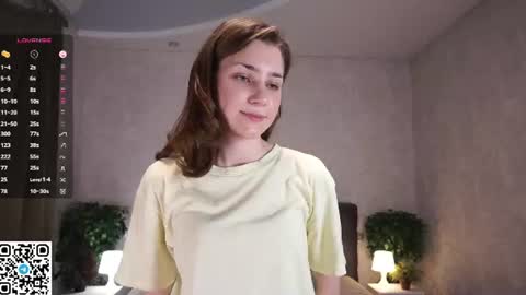 Jess online show from June 17, 6:31 pm