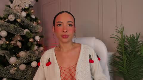 Oshun  online show from December 23, 7:41 pm