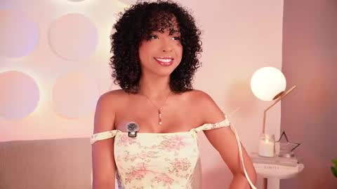 Oshun  online show from March 25, 12:44 pm