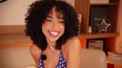 Snapshot of oshun_25 chatting on May 29, 9:13 pm Oshun online show from May 29, 9:13 pm
