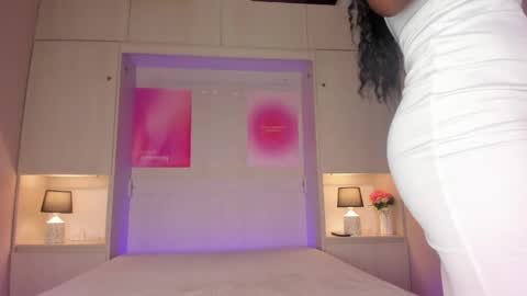 oshun_444 online show from May 5, 12:13 pm
