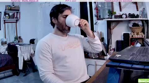 Snapshot of osito_blanco chatting on May 26, 11:12 pm Osito Blanco online show from May 26, 11:12 pm