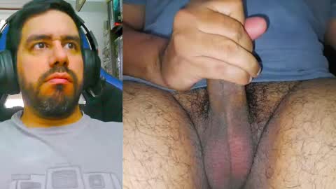 Snapshot of osito_c chatting on December 2, 8:22 pm Oso online show from December 2, 8:22 pm