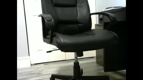 Ossi online show from December 11, 11:21 pm