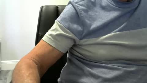 Ossi online show from September 11, 9:15 pm