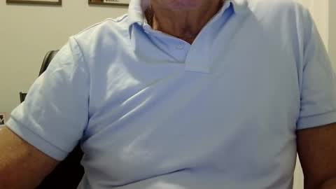 Snapshot of ossibottom chatting on March 30, 2:56 am Ossi online show from March 30, 2:56 am