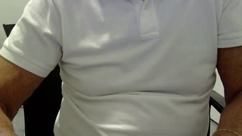 Snapshot of ossibottom chatting on June 15, 2:47 am Ossi online show from June 15, 2:47 am