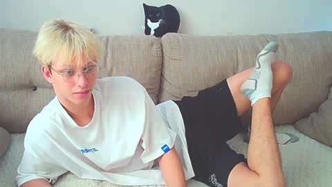 Ostin online show from December 8, 8:20 am