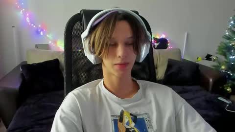 Ostin online show from December 3, 7:38 am