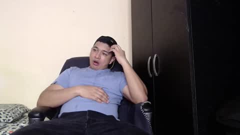 otto_stud online show from February 5, 4:39 am