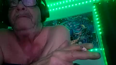 ou8124824 online show from December 17, 7:14 am