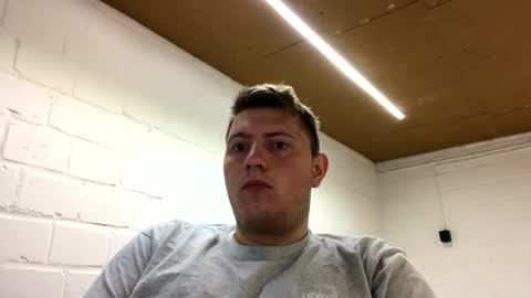 outflayd online show from April 8, 1:44 pm