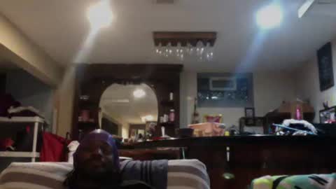 Snapshot of outkast8033 chatting on March 29, 4:56 am Dude online show from March 29, 4:56 am