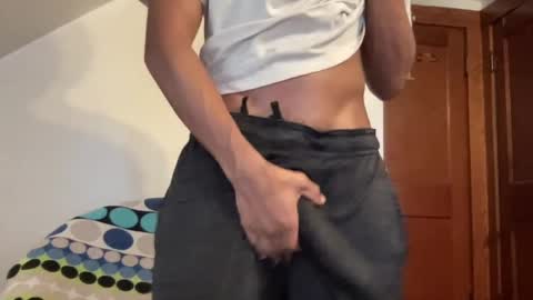 Snapshot of outofhisleague_ chatting on November 4, 2:49 pm outofhisleague_ online show from November 4, 2:49 pm