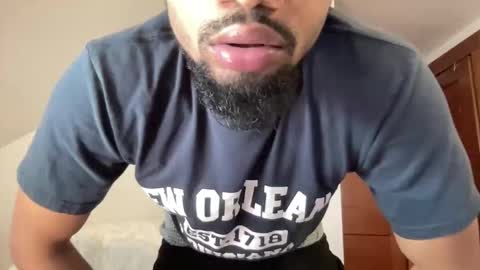 Snapshot of outofhisleague_ chatting on March 9, 5:39 pm outofhisleague_ online show from March 9, 5:39 pm