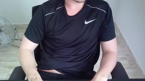 Snapshot of outroemail1807 chatting on January 16, 3:16 pm outroemail1807 online show from January 16, 3:16 pm