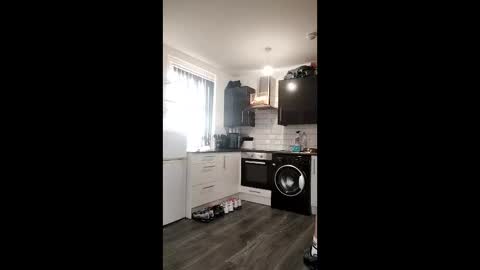 Owen kayz online show from March 25, 3:51 pm