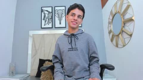 Snapshot of owen__johnson chatting on September 12, 11:43 am Owen Johnson online show from September 12, 11:43 am