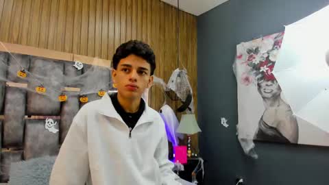 Owen Johnson online show from November 3, 12:17 pm