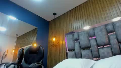 Snapshot of owen__johnson chatting on July 26, 12:23 pm Owen Johnson online show from July 26, 12:23 pm