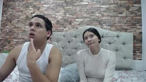 Owen and Rose online show from December 4, 4:05 pm