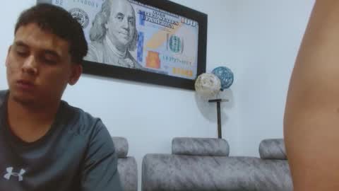 Snapshot of owenandrosecs chatting on February 16, 8:27 pm Owen and Rose online show from February 16, 8:27 pm